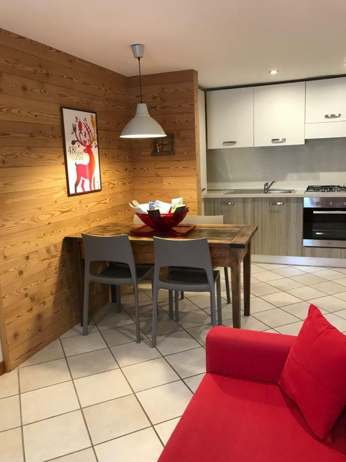 Alloggio Turistico Maison S Anselme Vda Aosta Cir 0015 מראה חיצוני תמונה