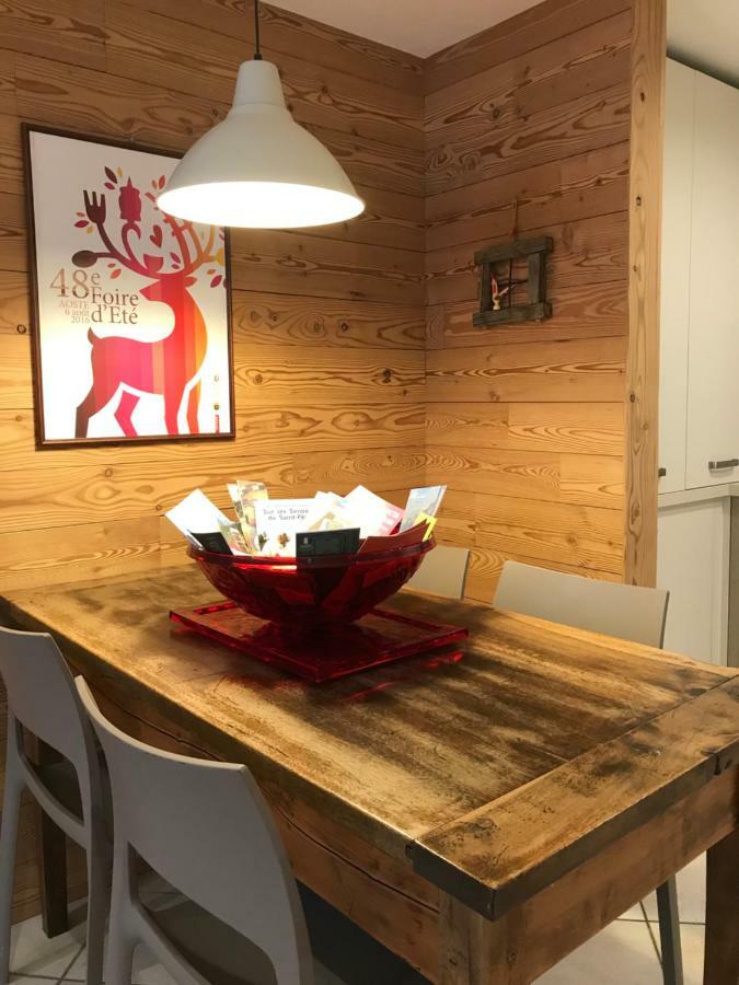 Alloggio Turistico Maison S Anselme Vda Aosta Cir 0015 מראה חיצוני תמונה
